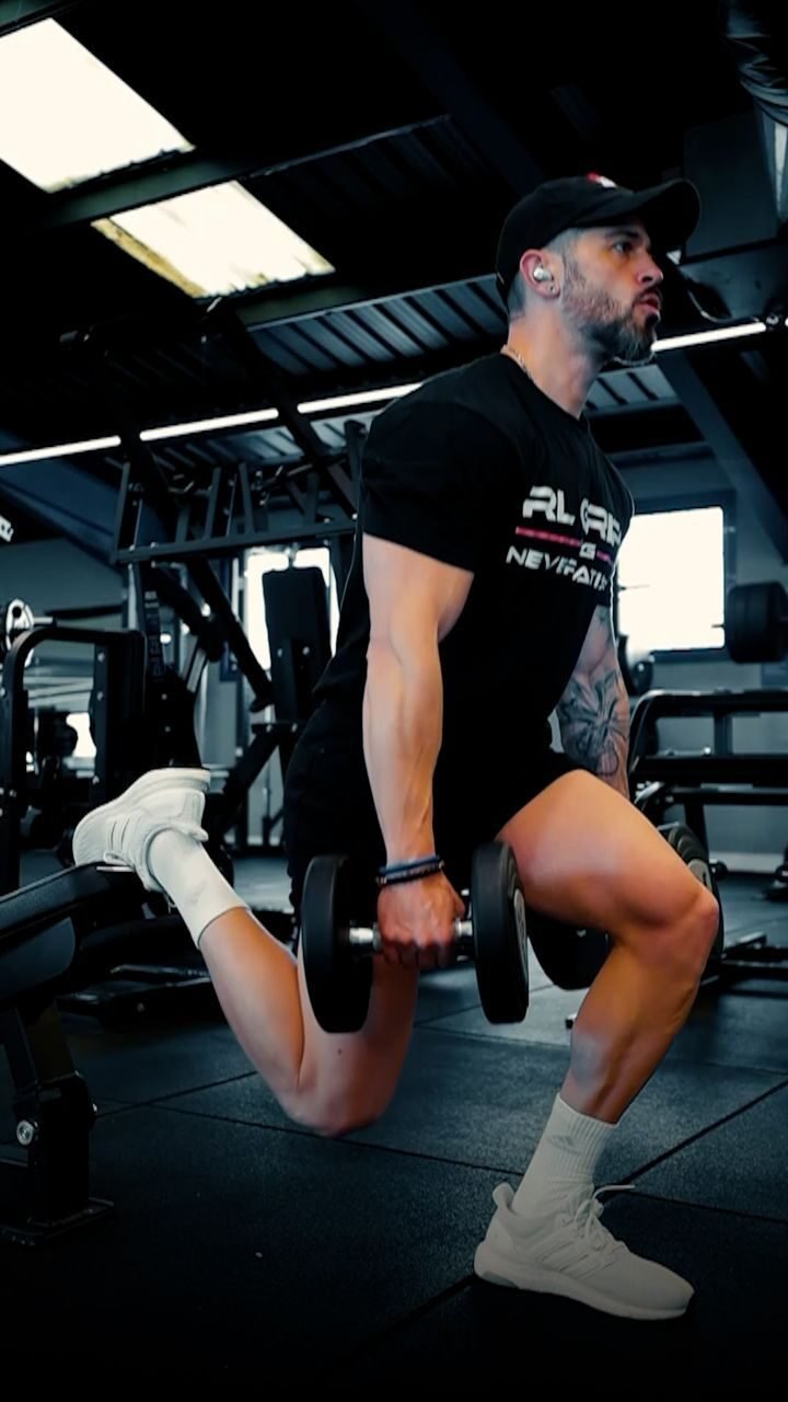 Instagram post from lueymens. This post is in position 8.