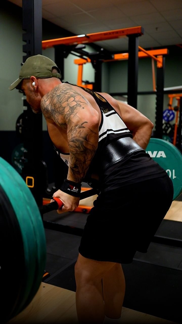 Instagram post from lueymens. This post is in position 6.